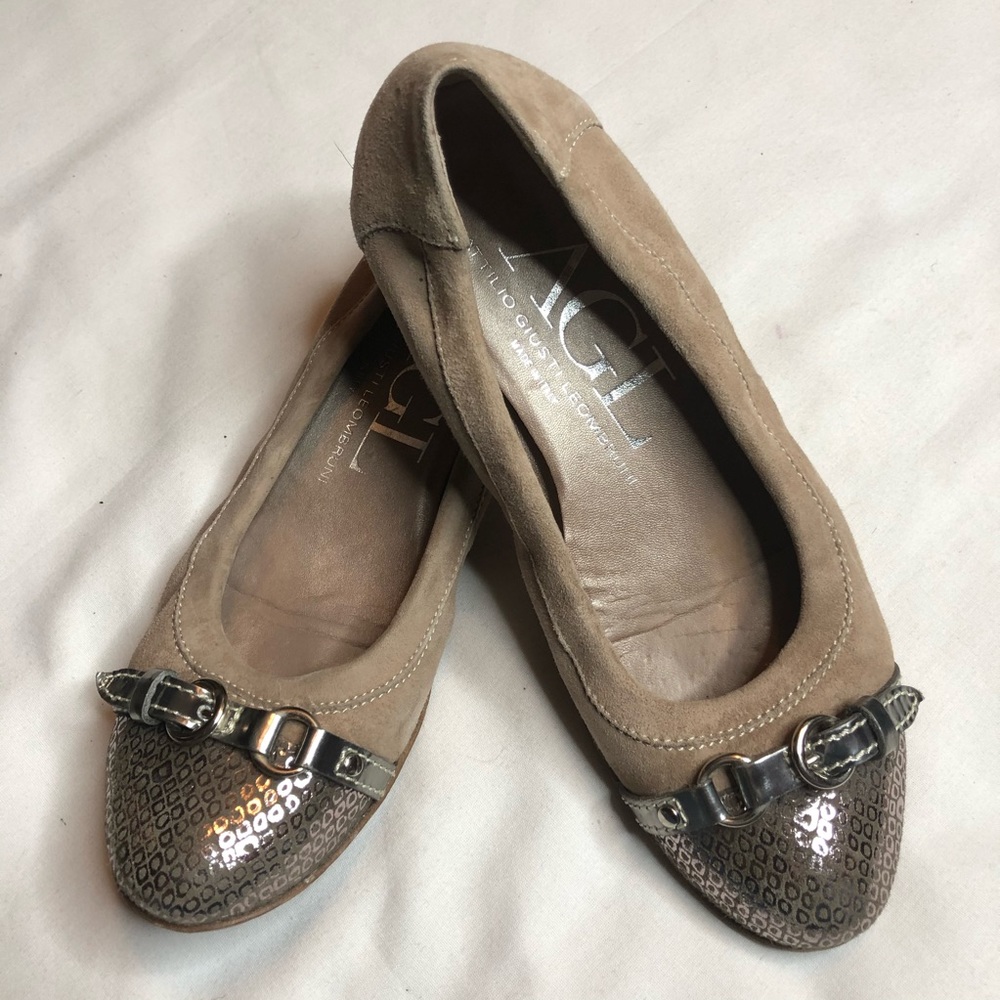 AGL Attilio Giusti Leombruni nude leather flats